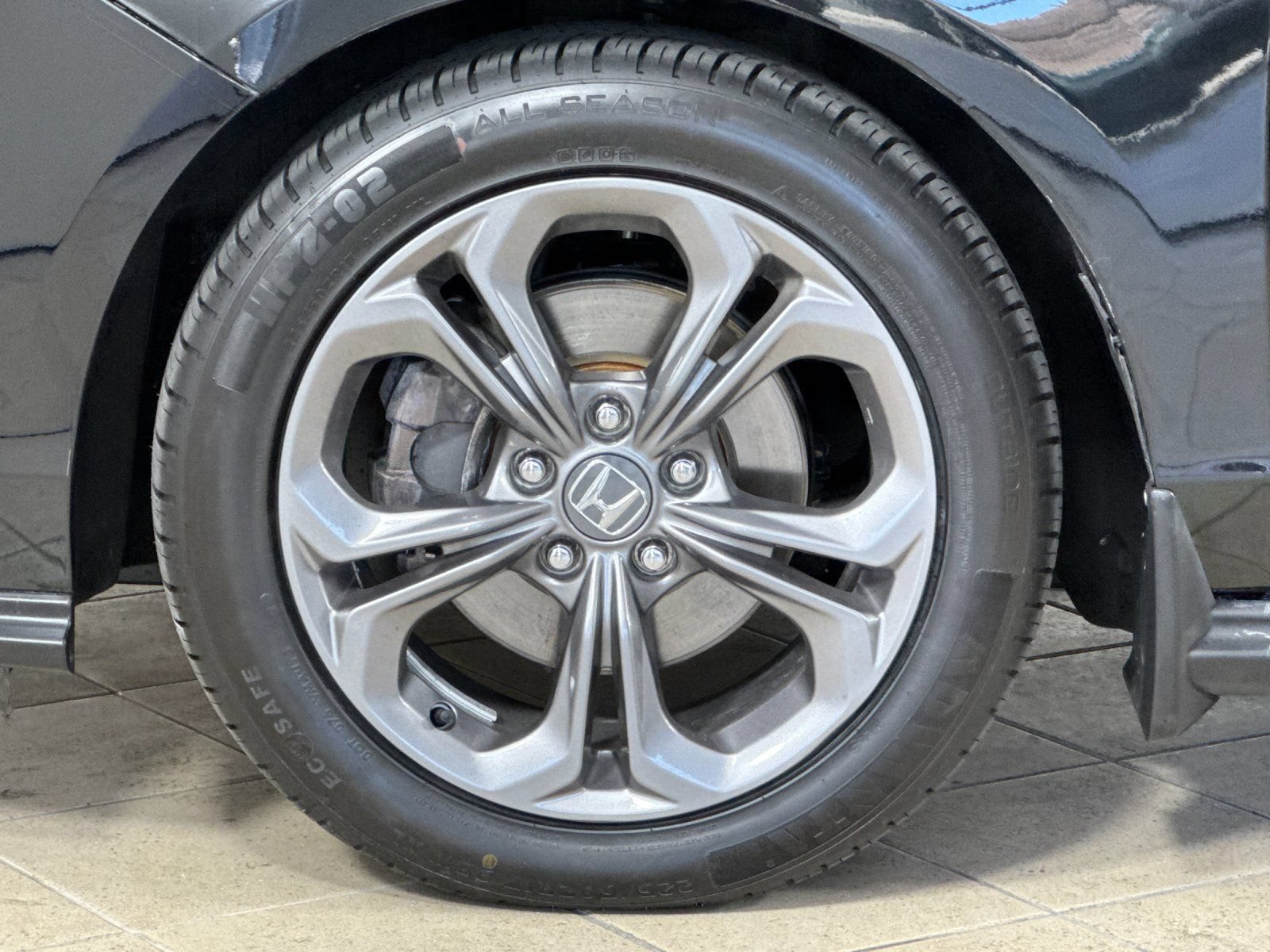 Used 2024 Honda Accord EX image 24