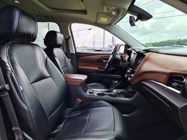 Used 2019 Chevrolet Traverse High Country AWD/4WD image 27