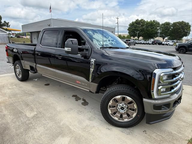 New 2026 Ford F350 King Ranch w/ FX4 Off-Road Package AWD/4WD image 32