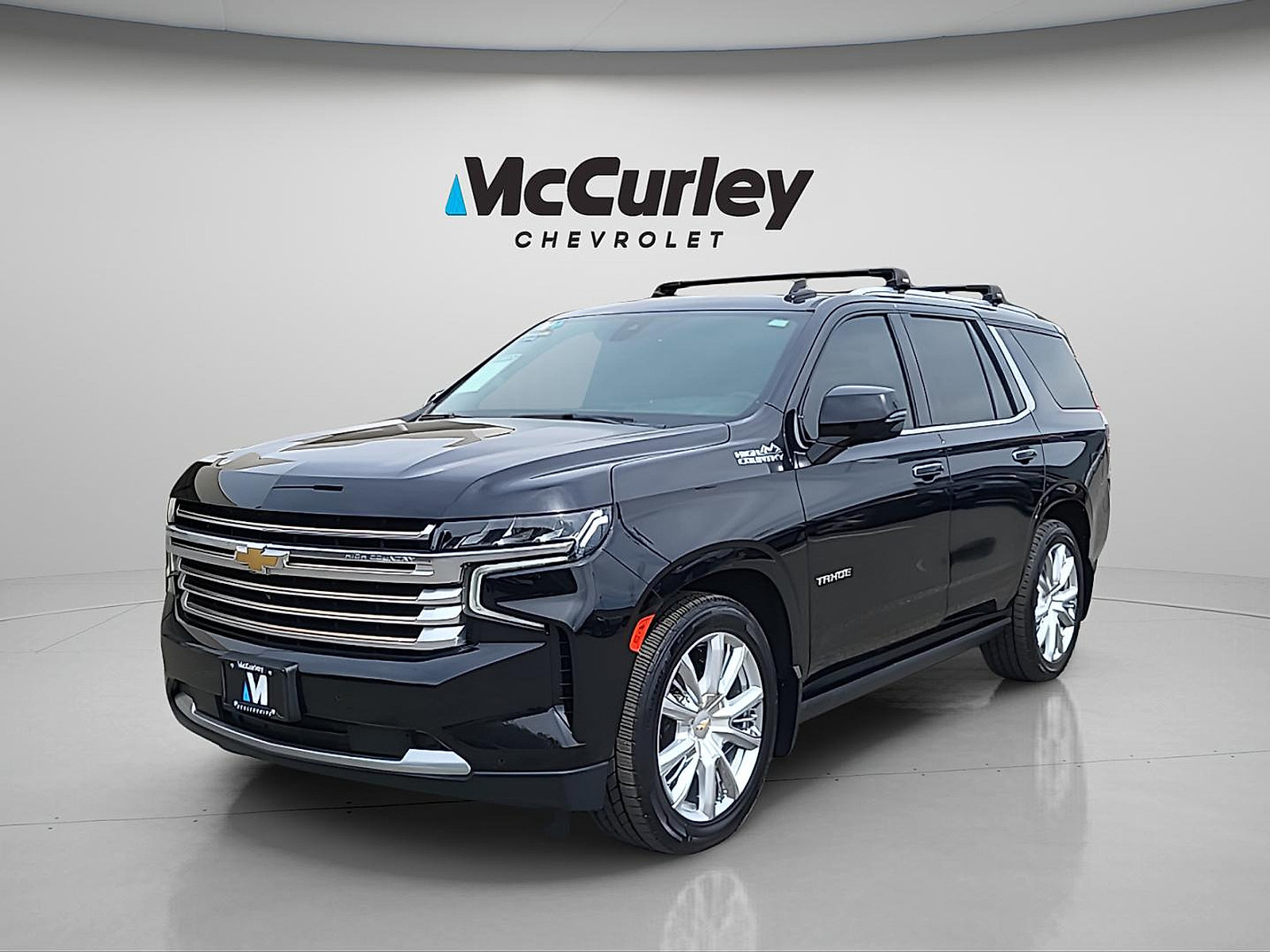 Used 2021 Chevrolet Tahoe High Country AWD/4WD image 3