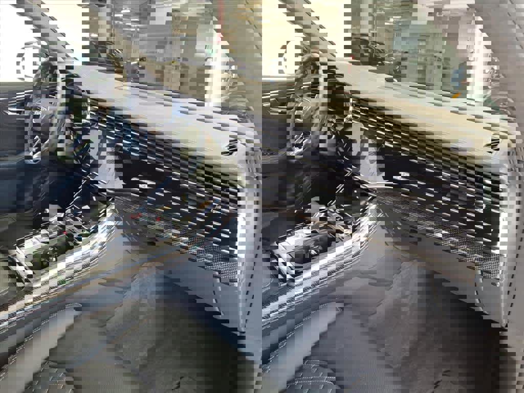 Used 2022 Audi SQ8 Prestige image 21