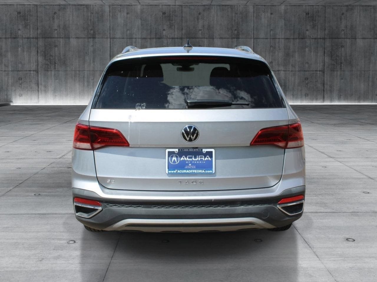 Used 2024 Volkswagen Taos SE FWD image 6
