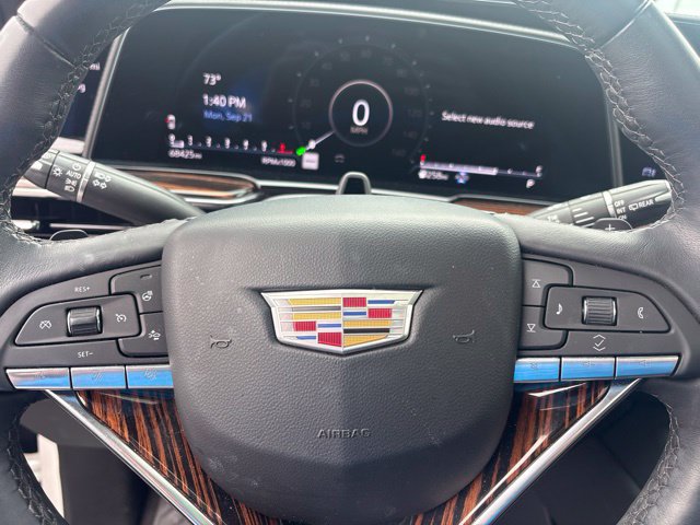 Used 2024 Cadillac Escalade Premium Luxury AWD/4WD image 9