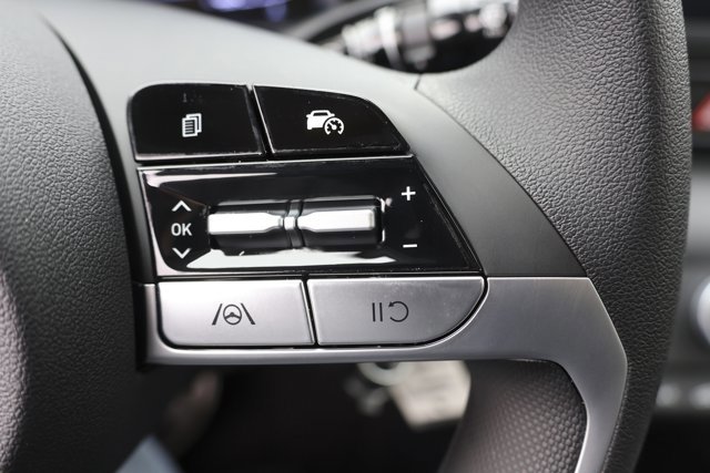 New 2026 Hyundai Elantra SE image 16