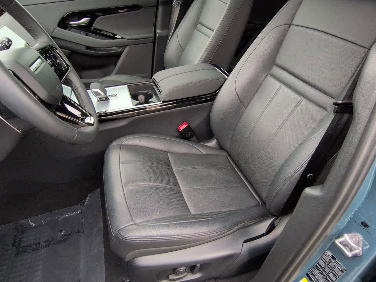 Certified 2025 Land Rover Range Rover Evoque S image 16