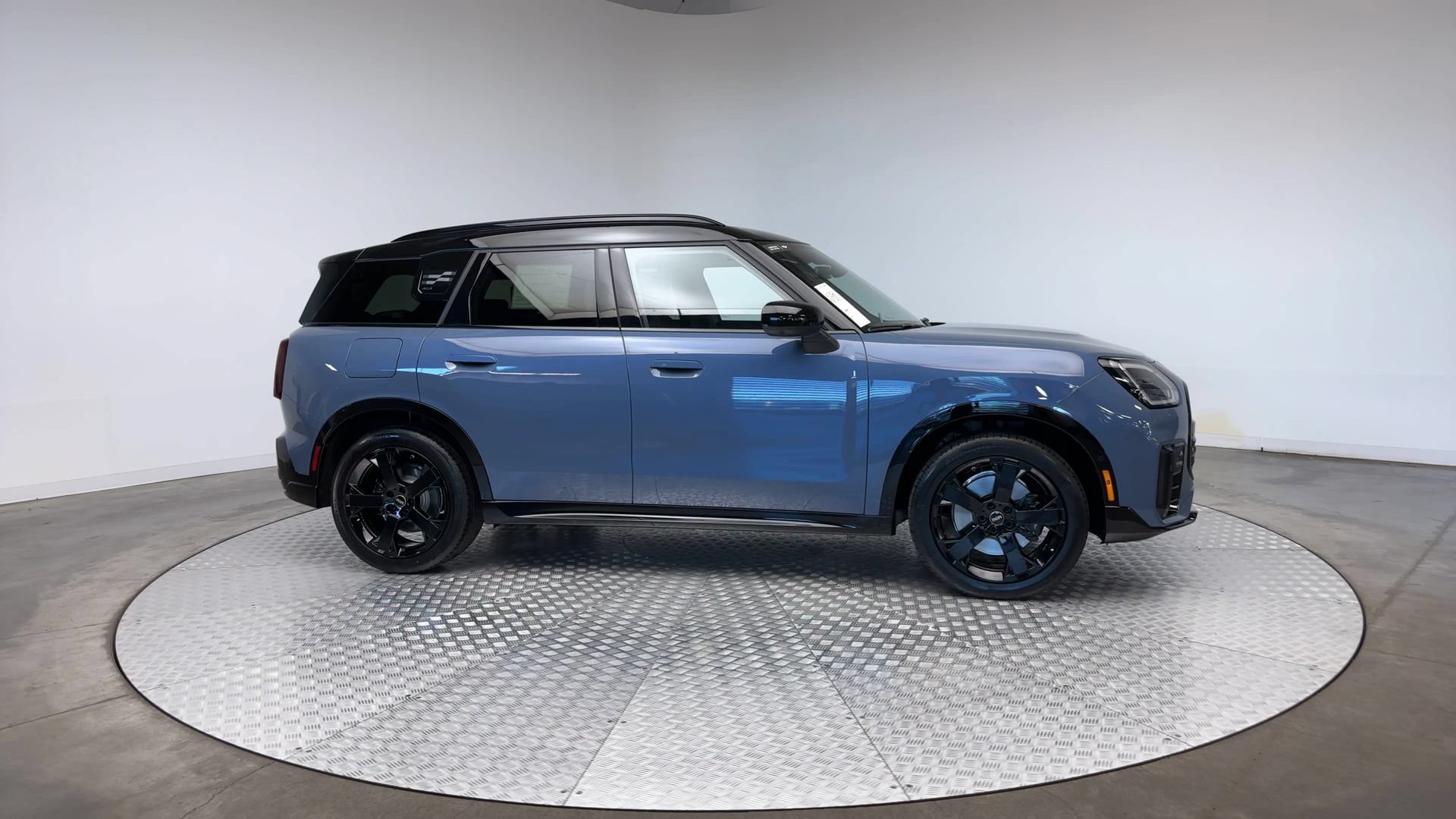 Certified 2026 MINI Cooper Countryman S AWD/4WD image 9