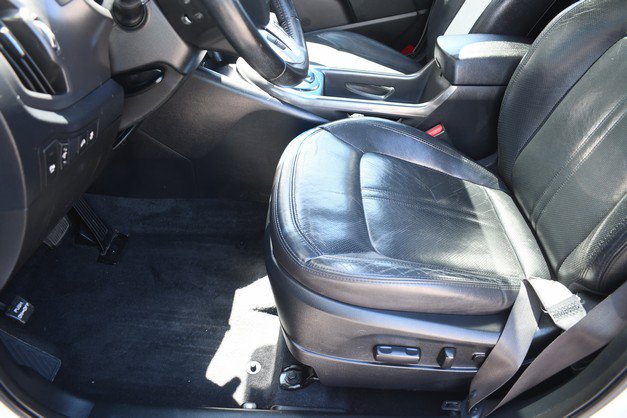 Used 2011 Kia Sportage EX w/ Premium Pkg w/Leather Seats FWD image 15