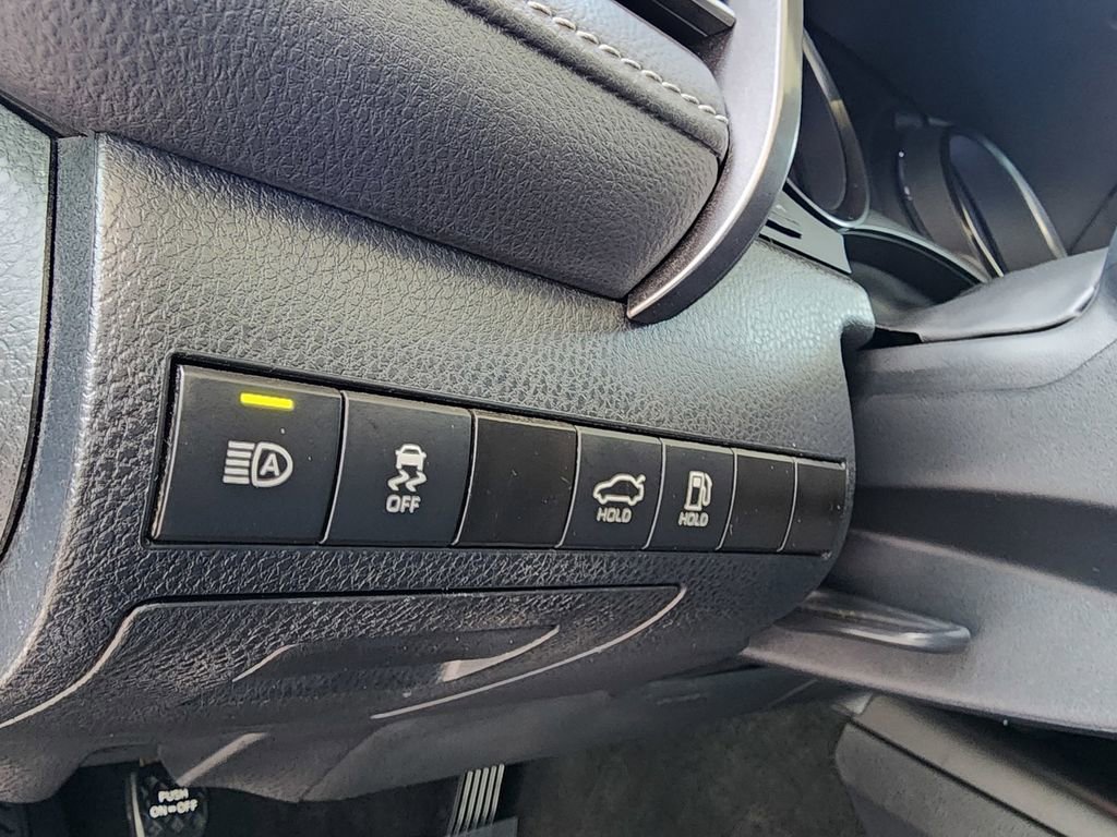 Used 2024 Toyota Camry SE FWD image 17