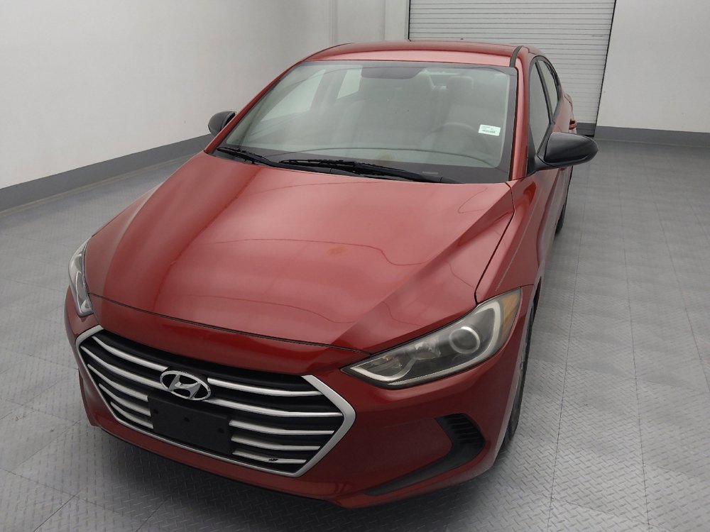 Used 2017 Hyundai Elantra SE image 15