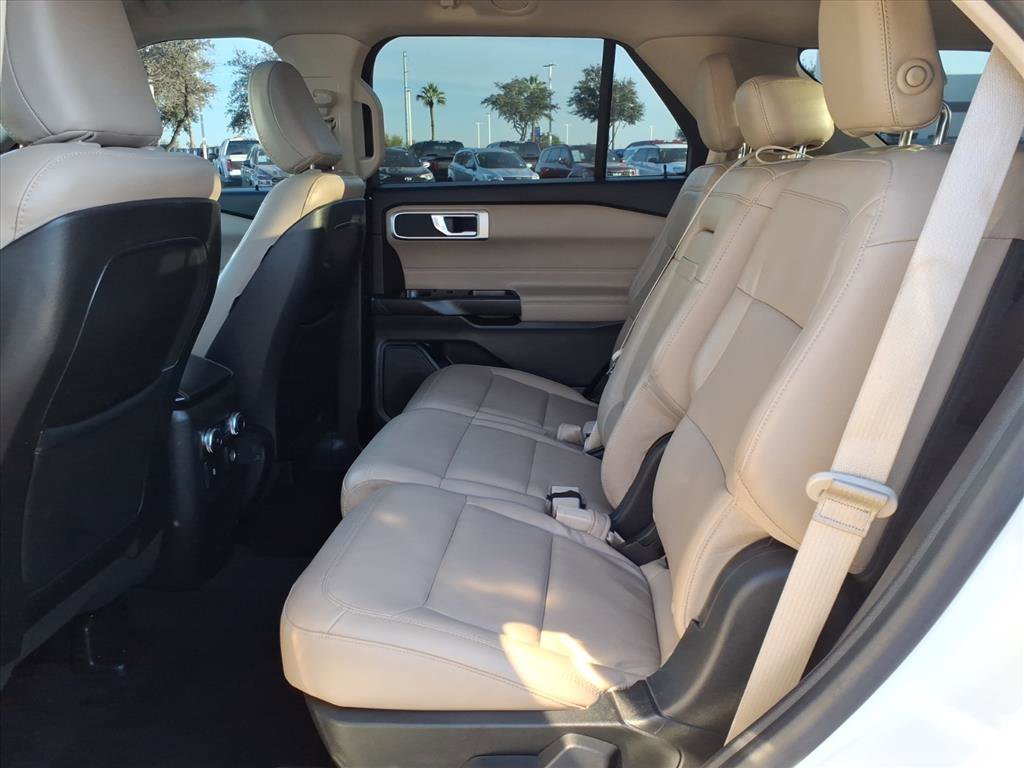 Certified 2020 Ford Explorer XLT w/ Equipment Group 202A image 14