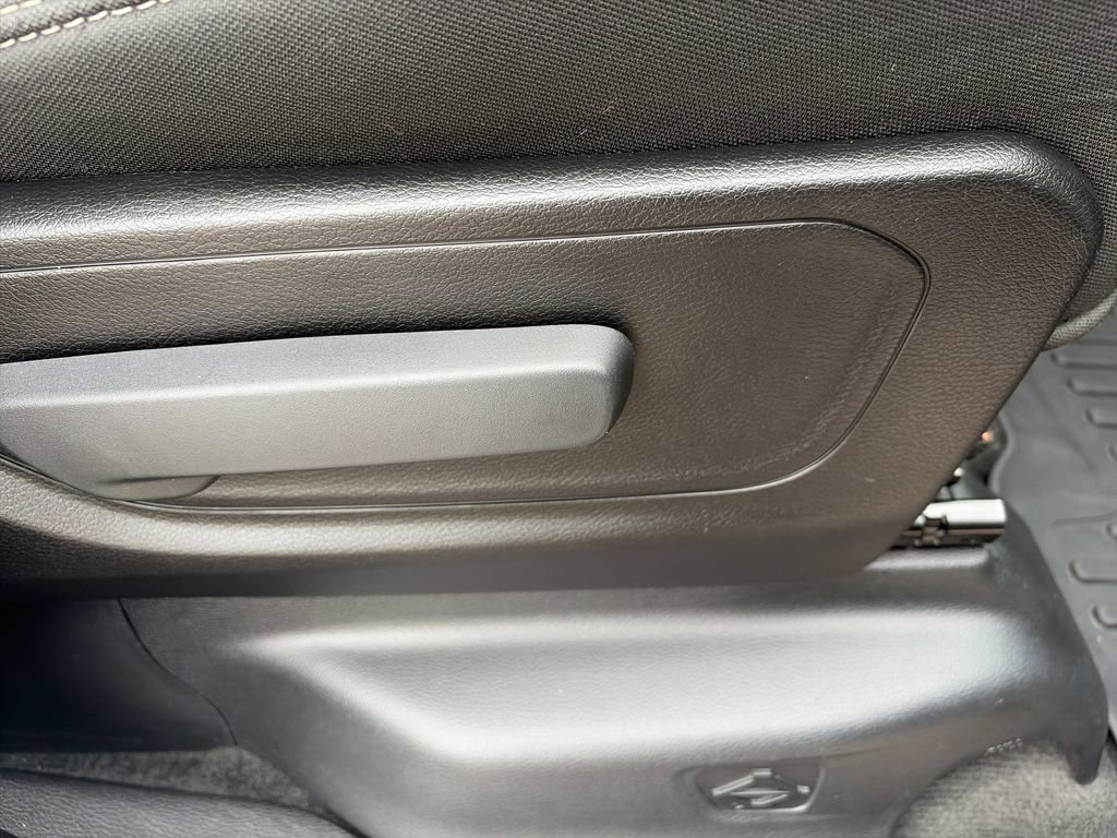 Used 2019 RAM 1500 Big Horn image 32