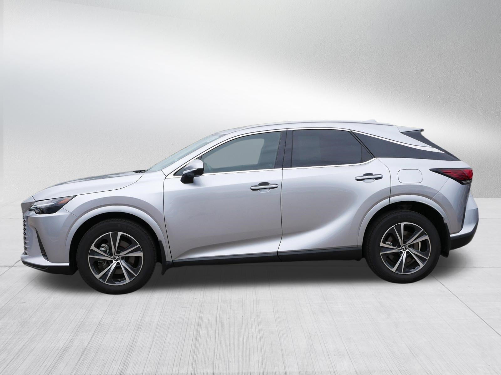 Used 2024 Lexus RX 350 AWD image 4