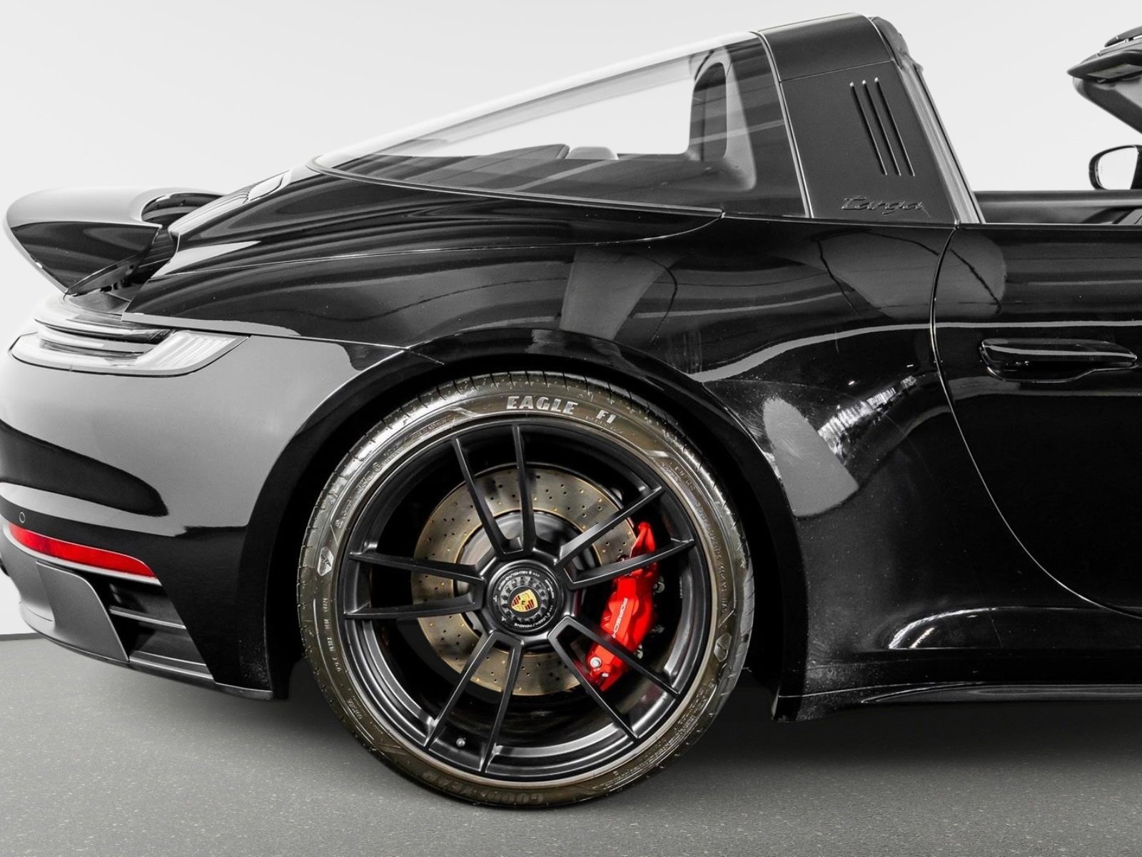 Used 2024 Porsche 911 Targa 4 GTS image 8