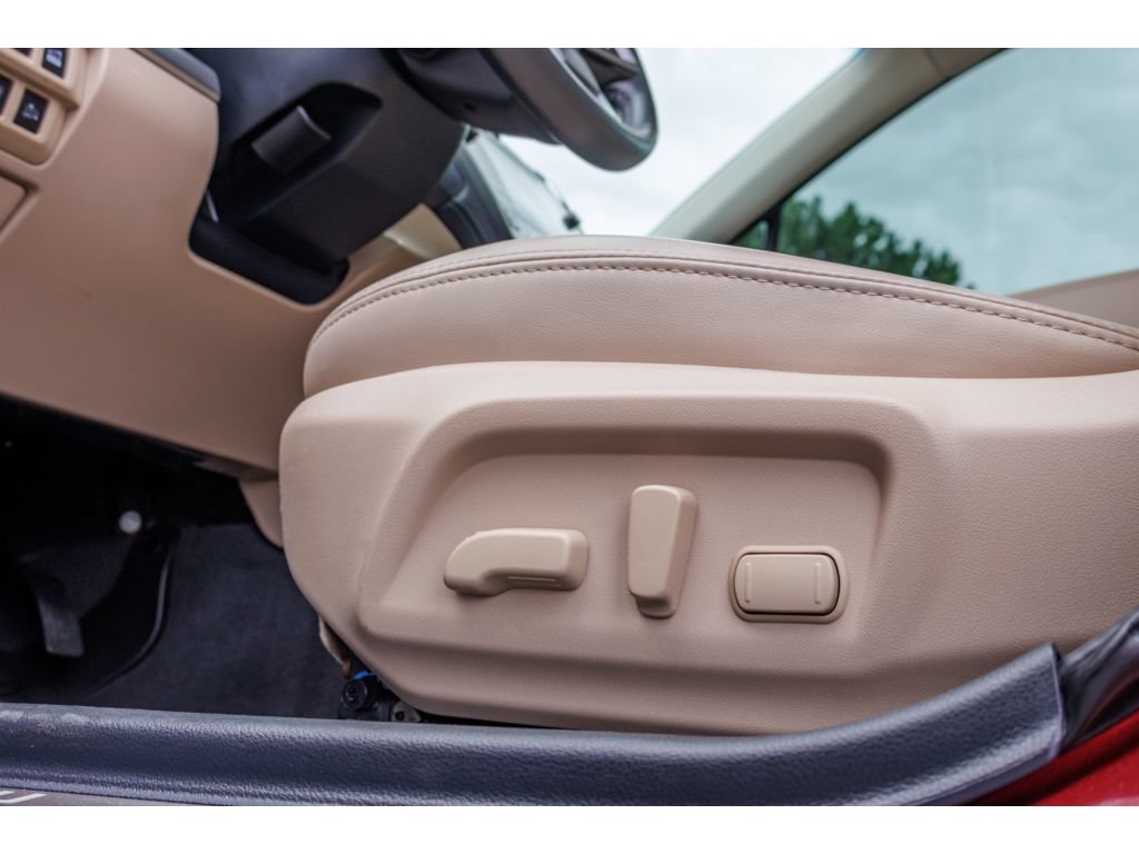 Used 2019 Subaru Outback 2.5i Limited AWD/4WD image 18