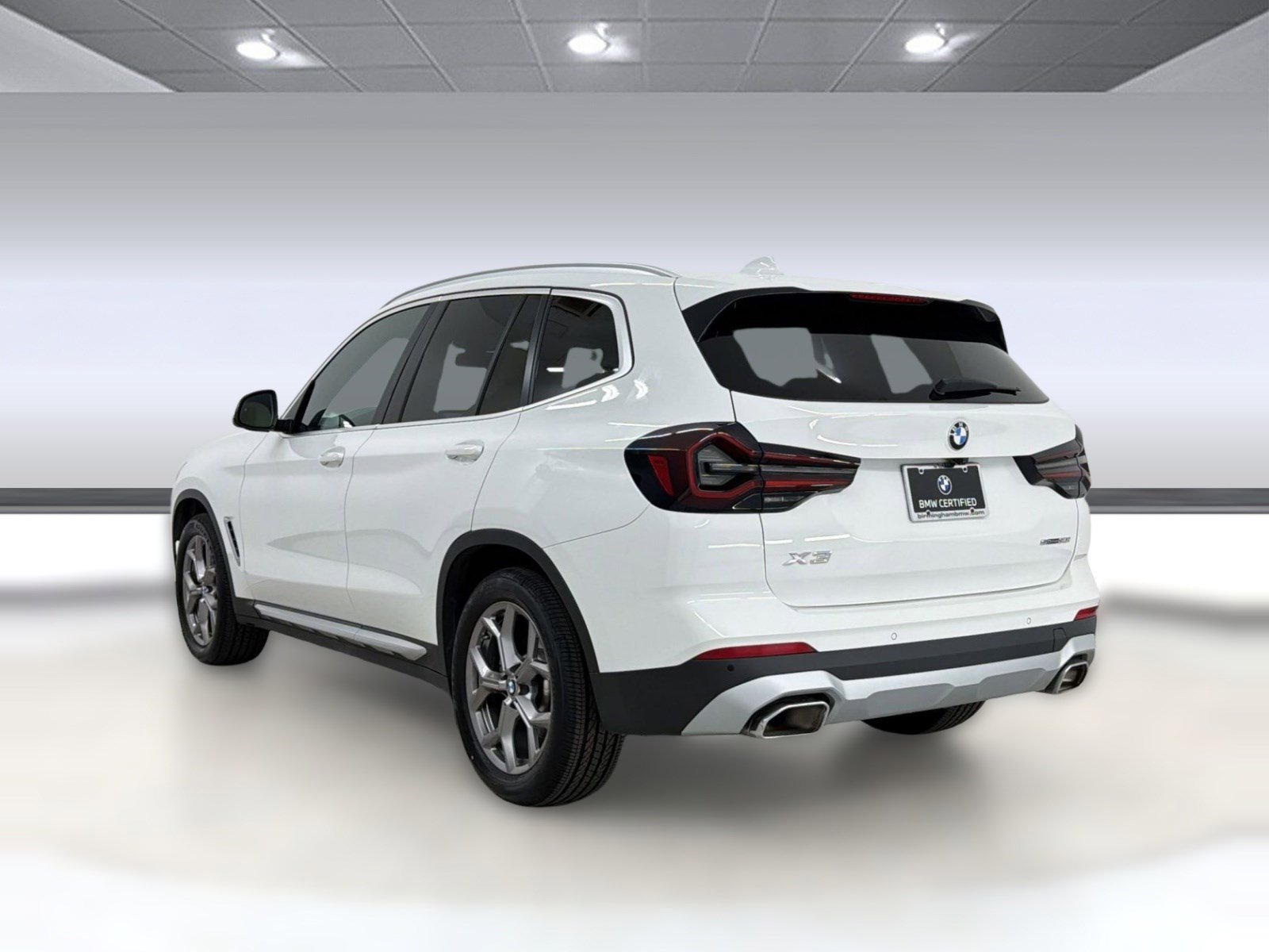 Used 2023 BMW X3 sDrive30i w/ Premium Package image 3