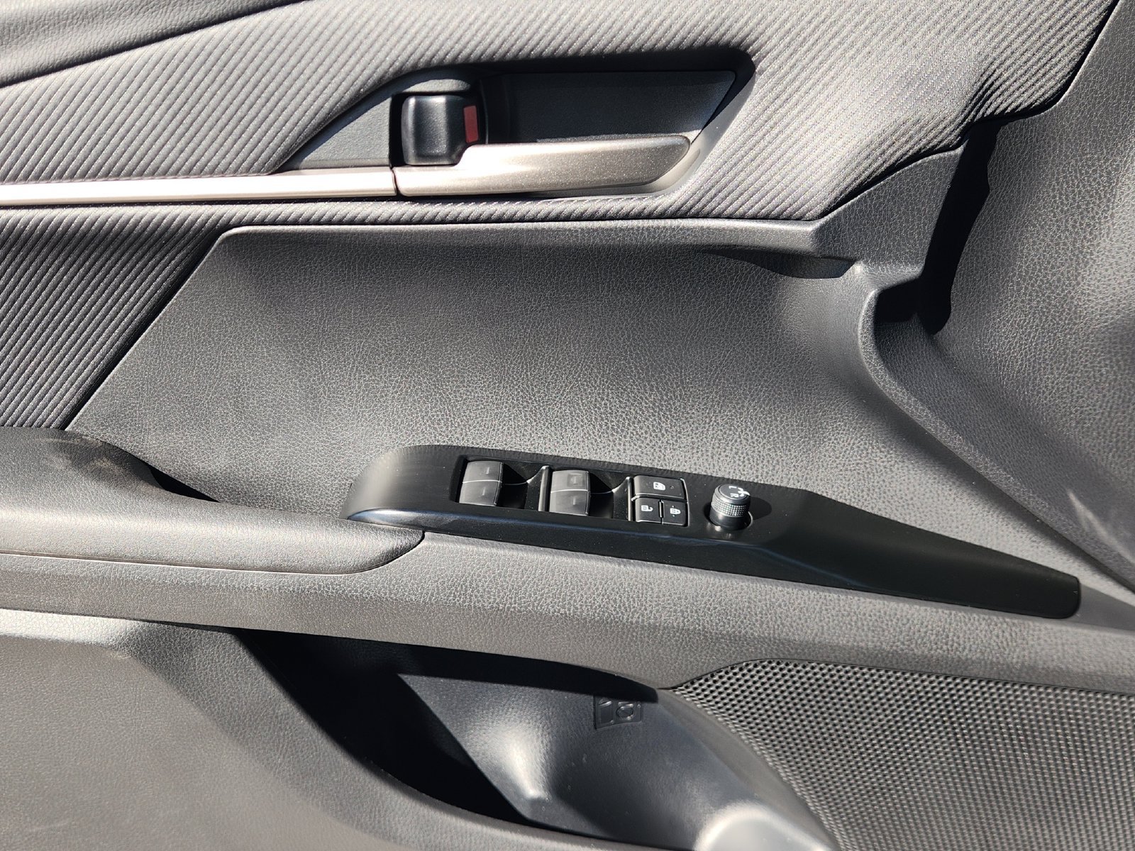 New 2026 Toyota Camry SE w/ Convenience Package FWD image 22