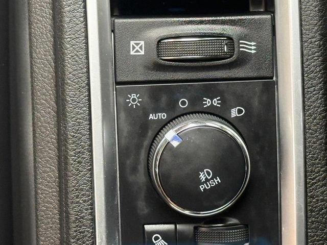 Used 2019 RAM 1500 Warlock AWD/4WD image 22