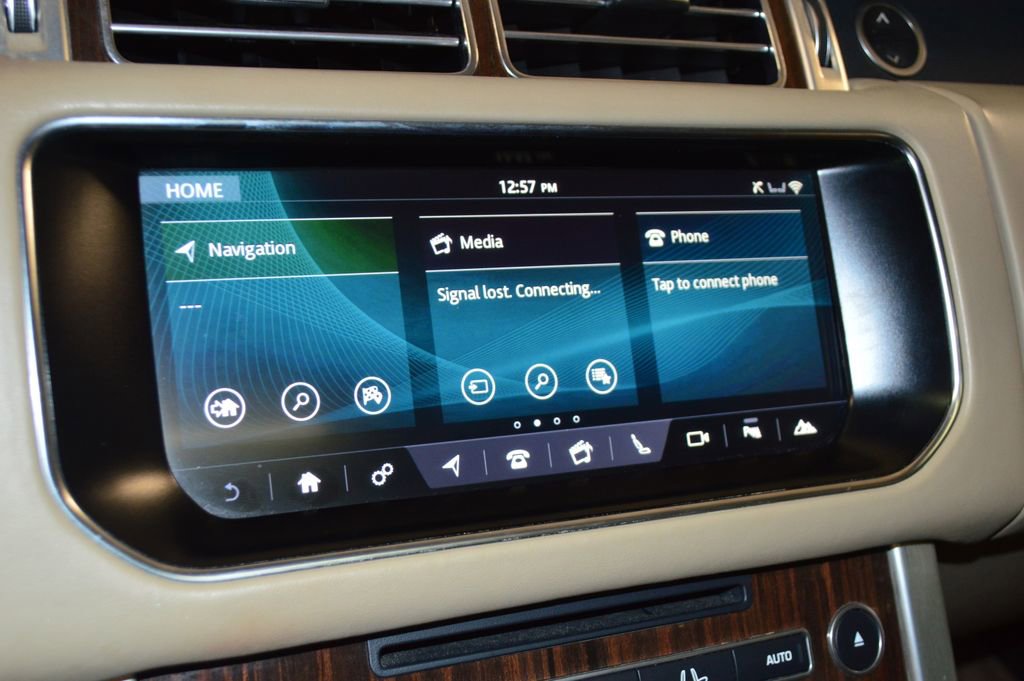Used 2017 Land Rover Range Rover Supercharged AWD/4WD image 25