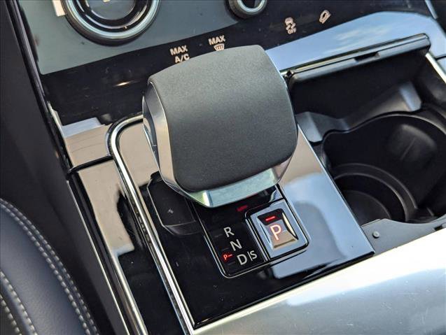 Certified 2023 Land Rover Range Rover Velar R-Dynamic S AWD/4WD image 11