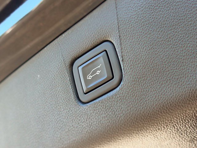 Used 2024 Chevrolet Blazer RS FWD image 28