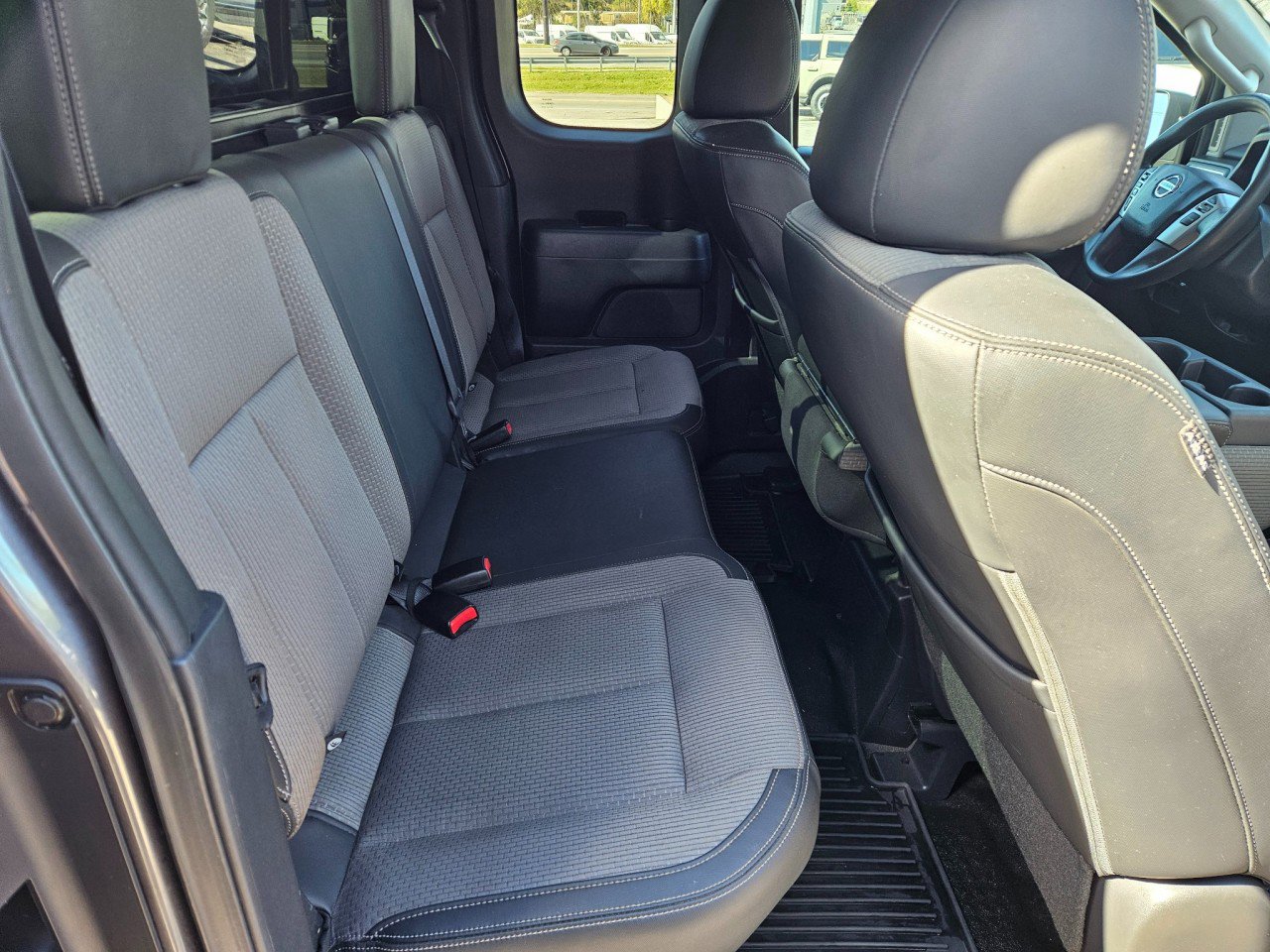 Used 2018 Nissan Titan S w/ S Utility Package image 13