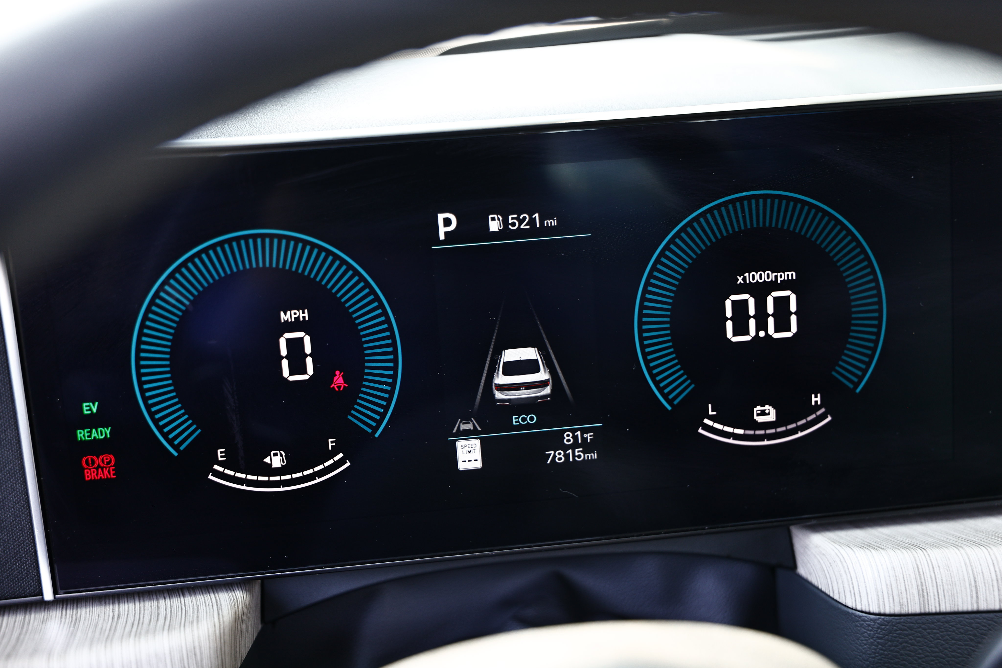 Certified 2025 Hyundai Sonata SEL FWD image 30