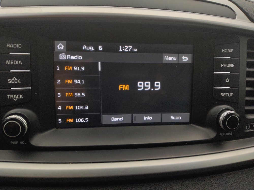 Used 2020 Kia Sorento AWD V6 image 25