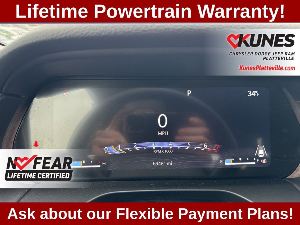 Used 2024 Jeep Grand Cherokee Laredo image 16