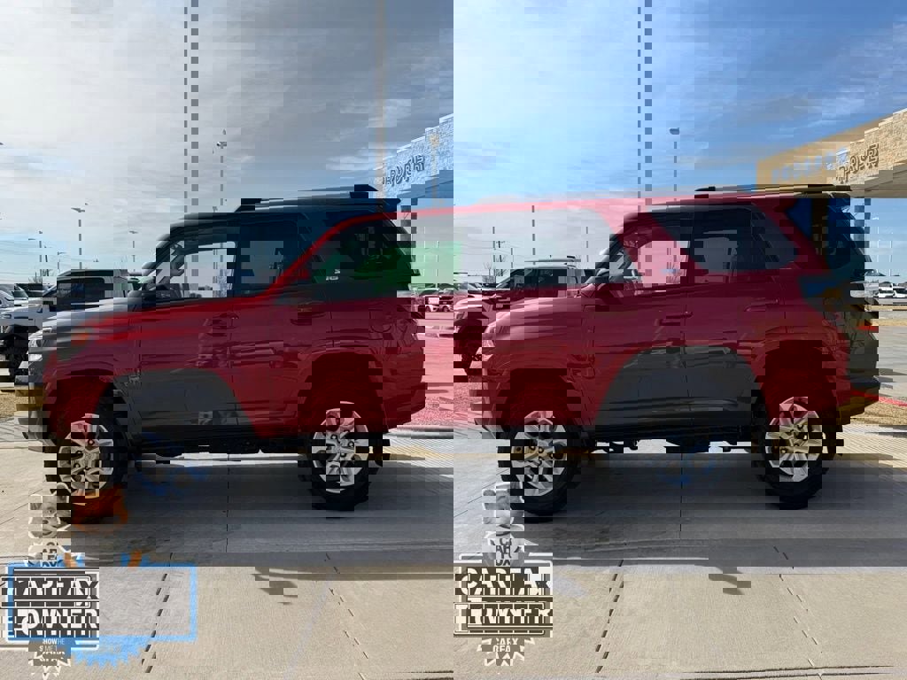 Used 2024 Toyota 4Runner SR5 image 9