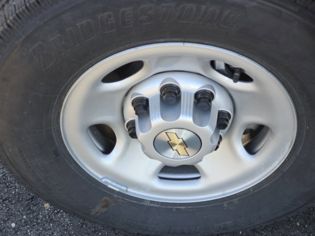 New 2026 Chevrolet Express 2500 w/ Driver Convenience Package image 18