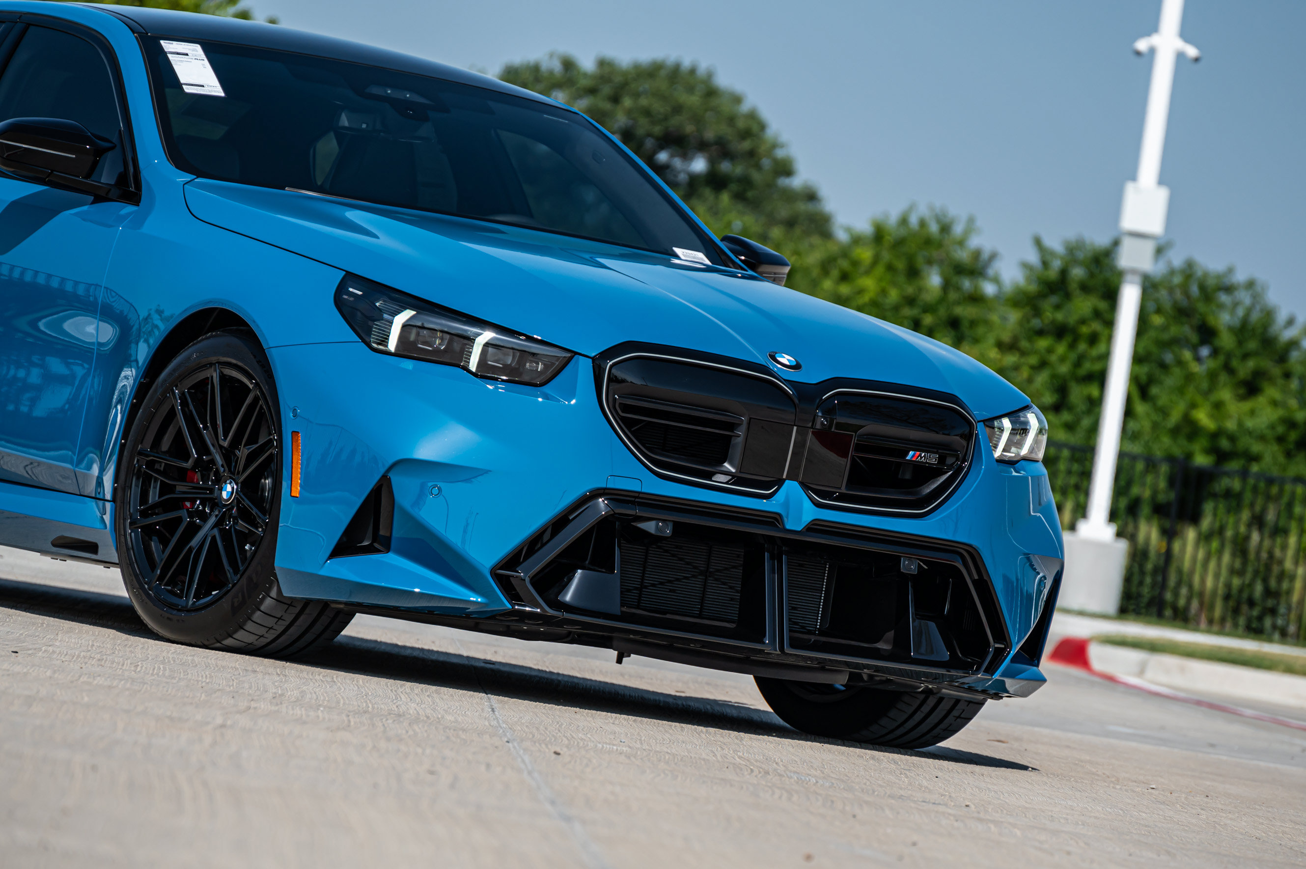 New 2027 BMW M5 w/ Executive Package AWD/4WD image 30