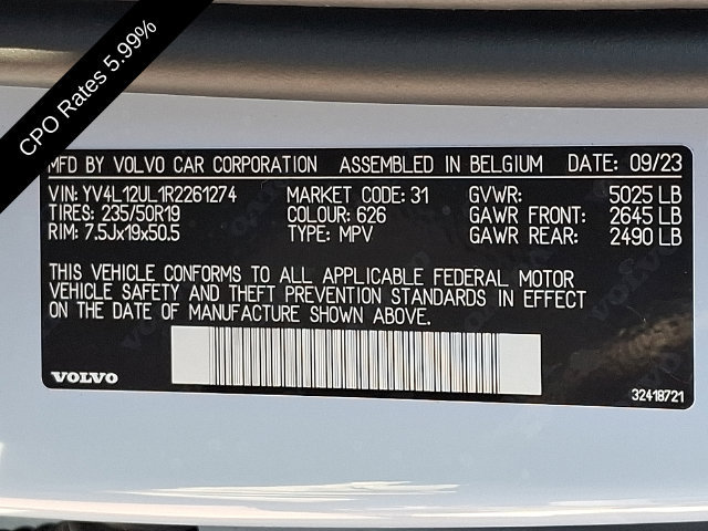 Certified 2024 Volvo XC40 B5 Plus w/ Climate Package AWD/4WD image 31