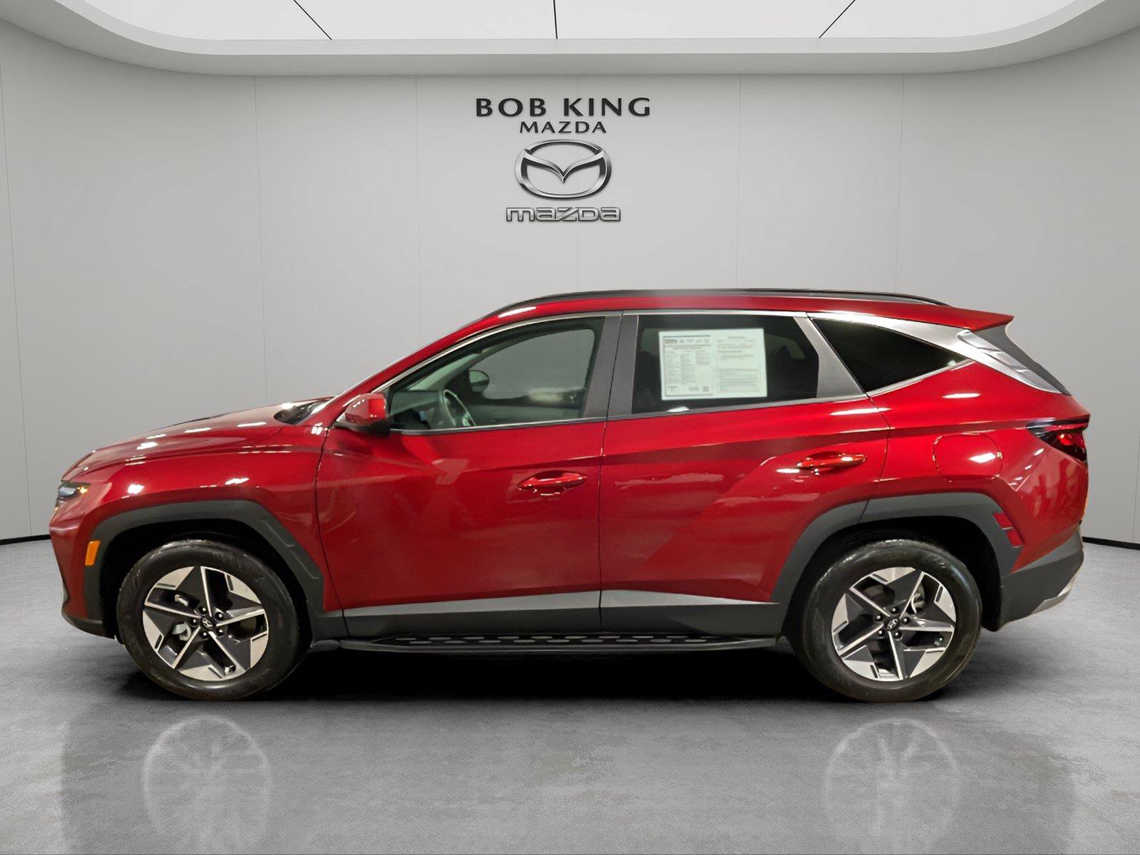 Used 2026 Hyundai Tucson SEL Plus AWD/4WD image 2