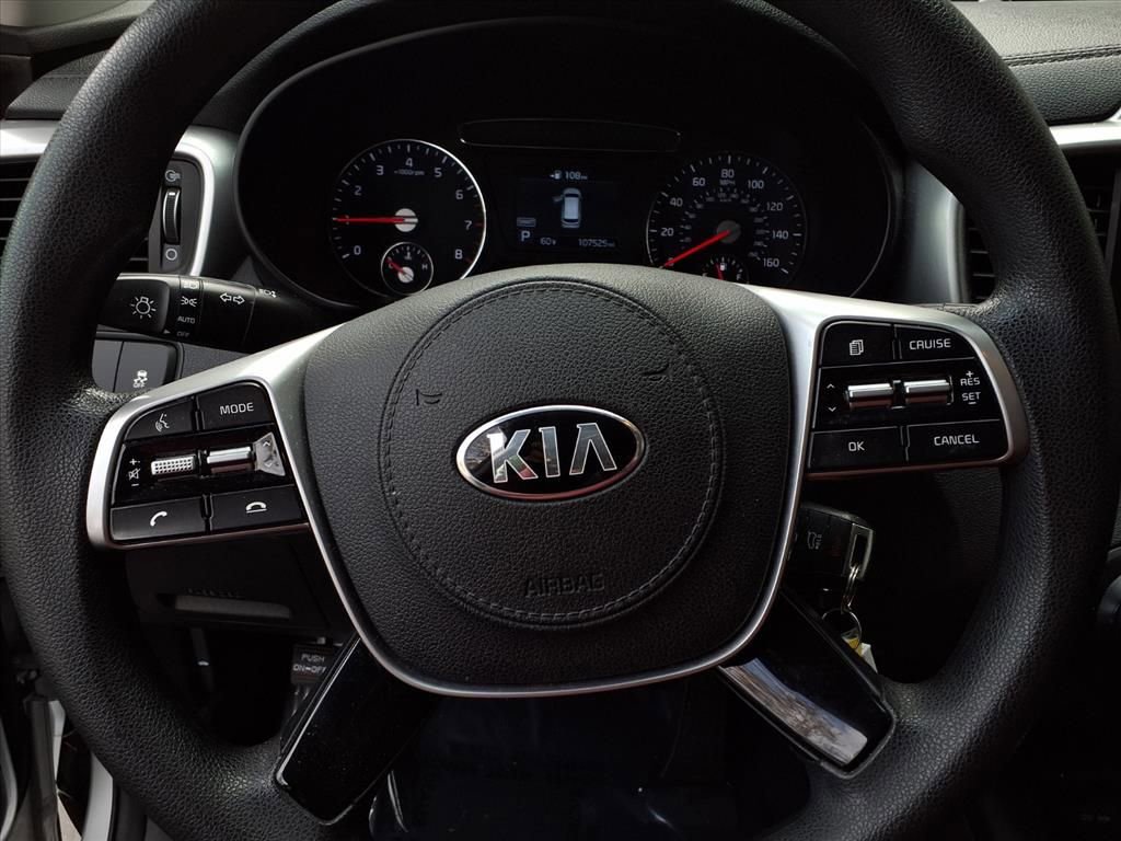 Used 2019 Kia Sorento LX image 12