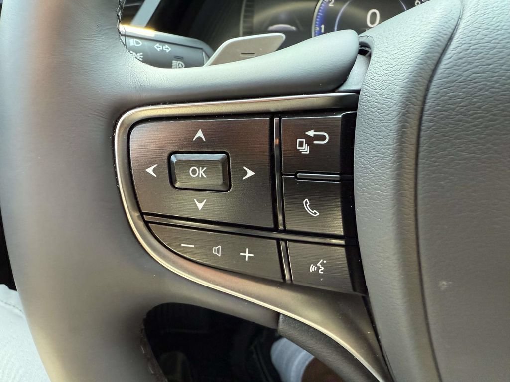 Used 2025 Lexus ES 350 w/ Premium Package FWD image 21
