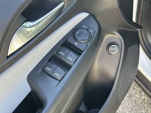 Used 2025 Buick Envista Preferred w/ Convenience II Package FWD image 20