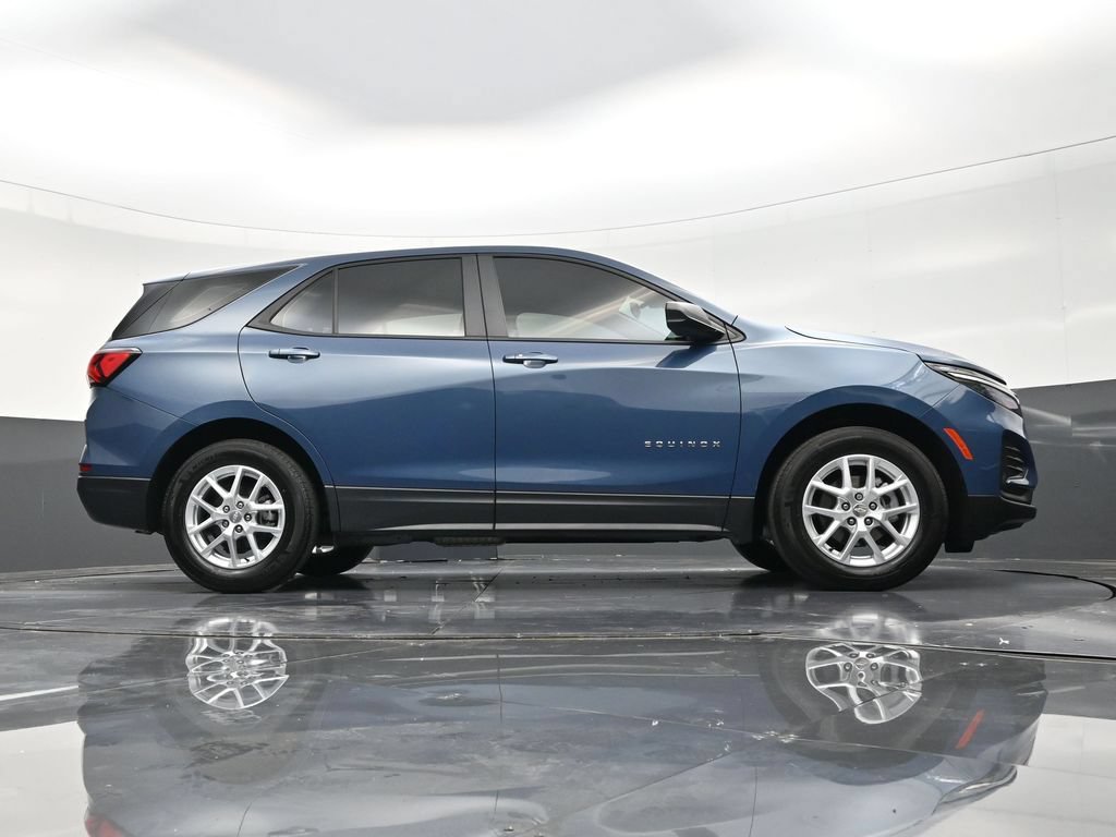 Used 2024 Chevrolet Equinox LS FWD image 26