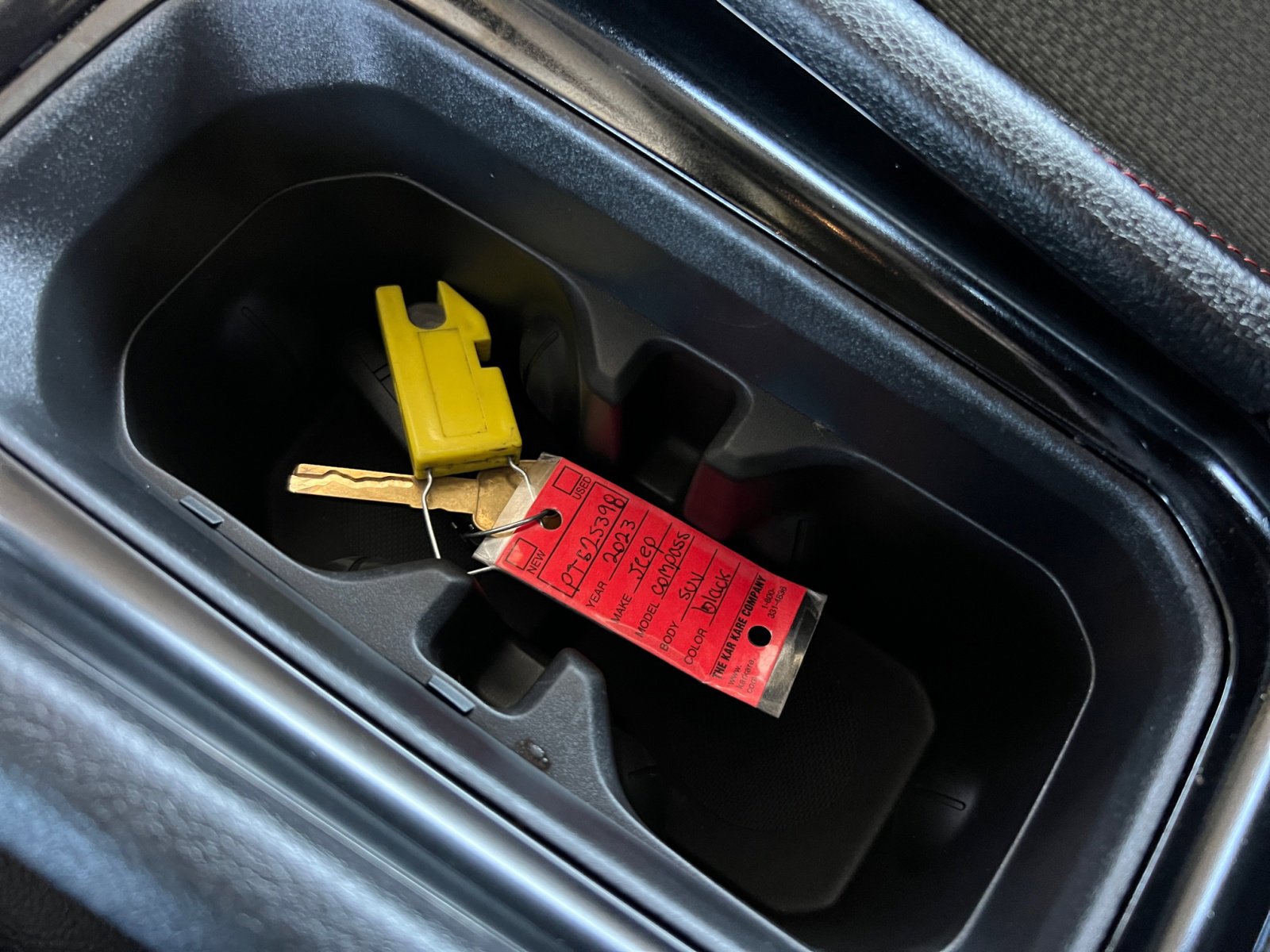 Used 2023 Jeep Compass Trailhawk image 20