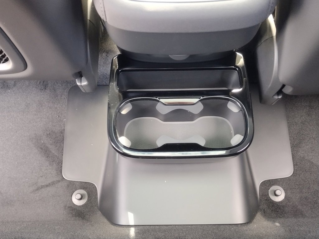 New 2026 Volvo XC90 B6 Plus image 25