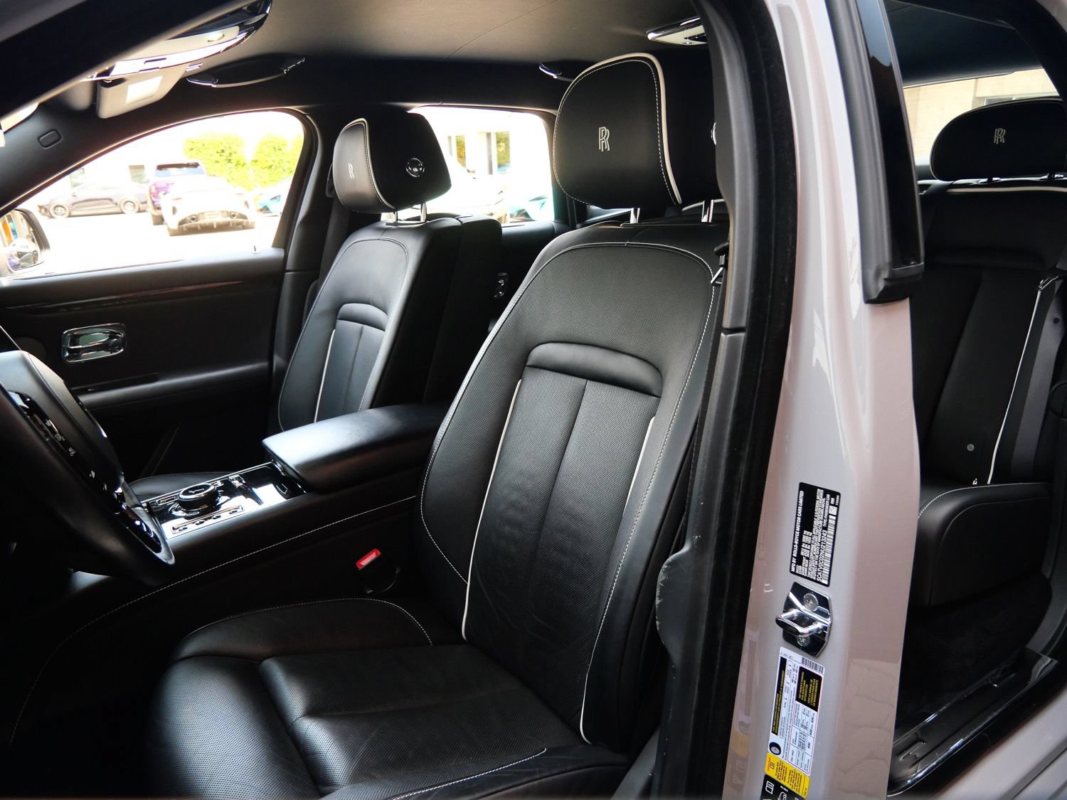 Used 2022 Rolls-Royce Ghost AWD/4WD image 25