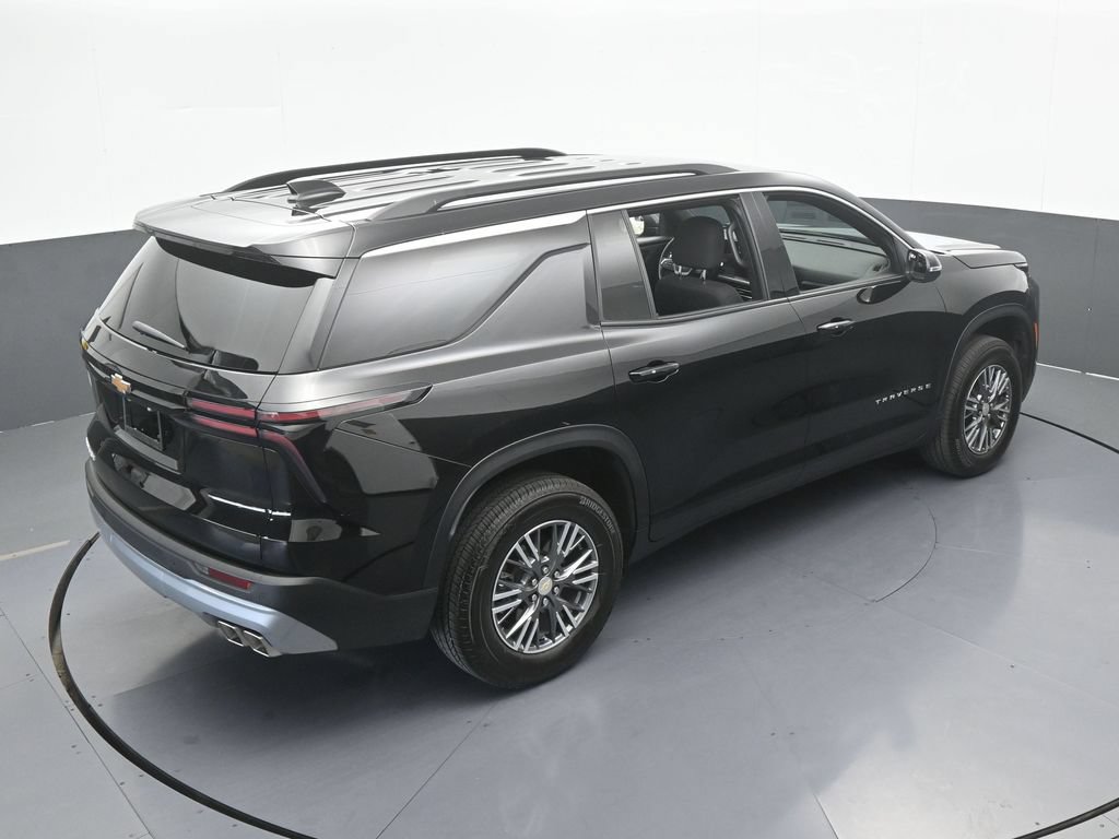Used 2026 Chevrolet Traverse LT FWD image 50