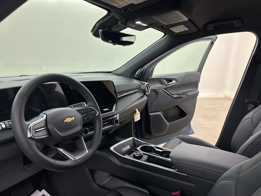 New 2026 Chevrolet Equinox LT w/ Convenience Package II AWD/4WD image 31