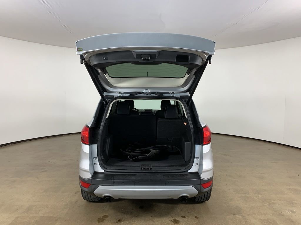 Used 2019 Ford Escape SEL AWD/4WD image 12