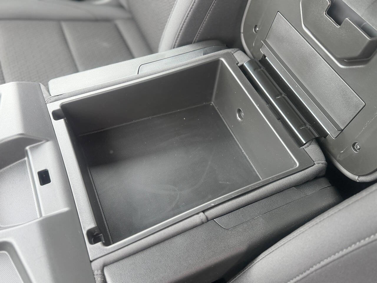 Used 2025 Chevrolet Silverado 1500 W/T RWD image 72