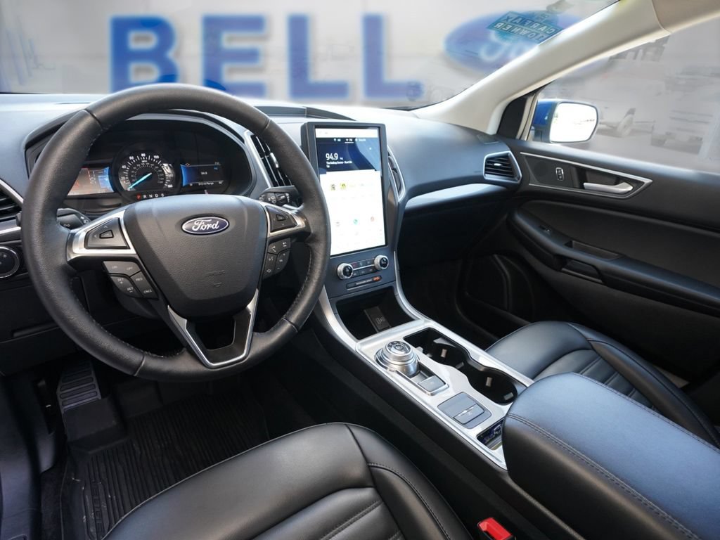 Certified 2024 Ford Edge SEL w/ Convenience Package AWD/4WD image 11