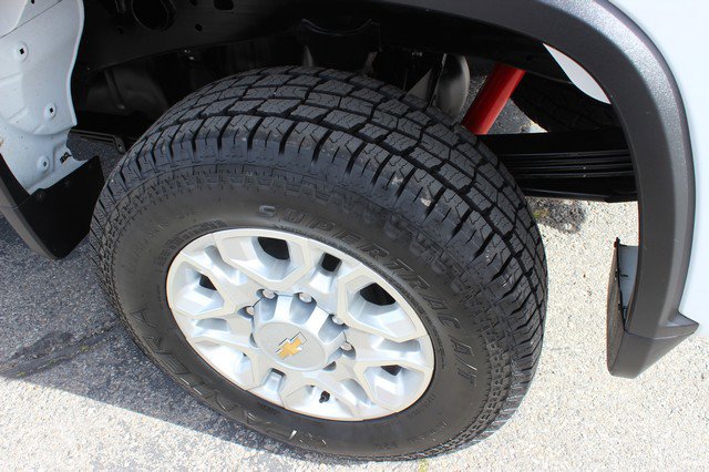 Used 2023 Chevrolet Silverado 2500 LT image 6