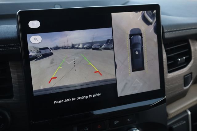 Used 2023 Ford Expedition Limited image 18