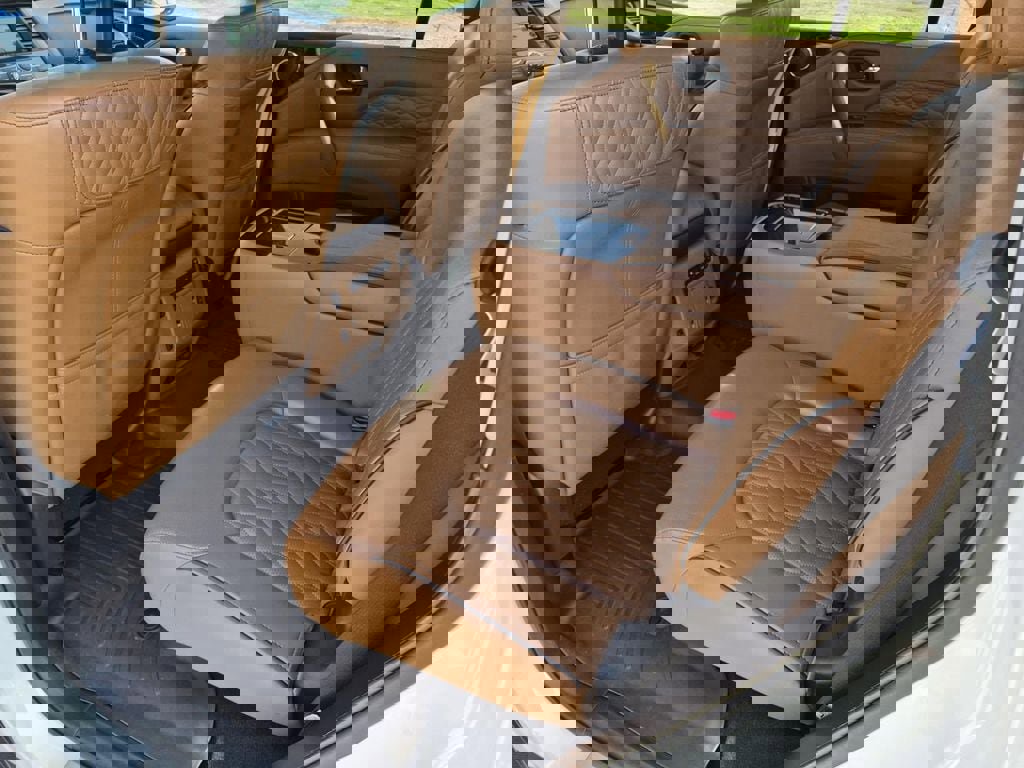 Used 2019 INFINITI QX80 Luxe w/ Proactive Package image 16