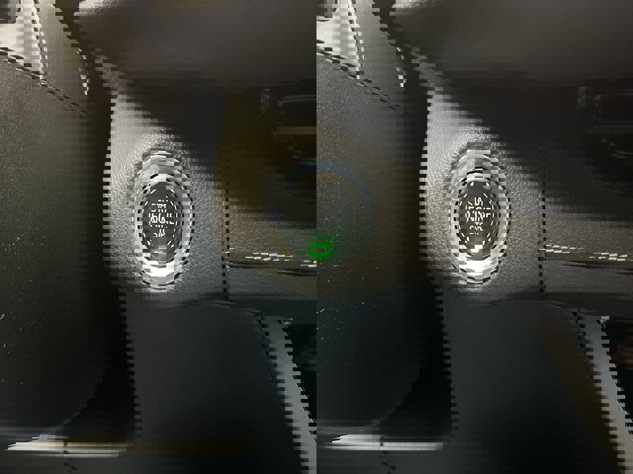 Certified 2023 Buick Envision Preferred w/ Sport Touring Package image 21