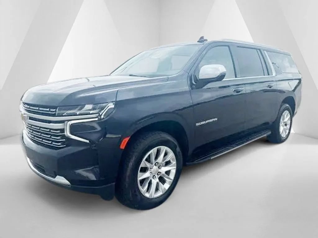 Used 2024 Chevrolet Suburban Premier AWD/4WD image 3